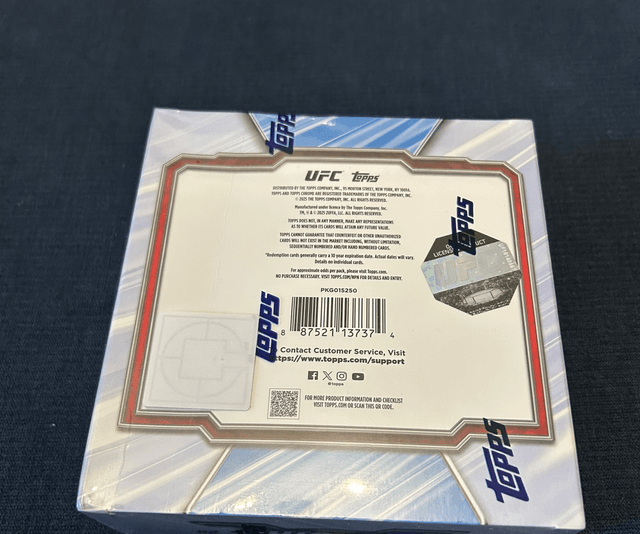 Topps UFC 2025 Mega Box